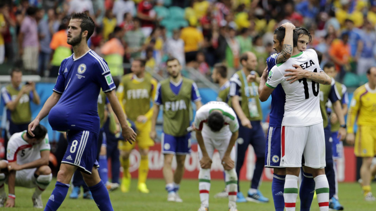 Iran-Bosnia-end-of-game