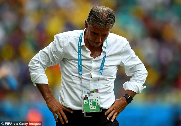 carlos-queiroz-head-down