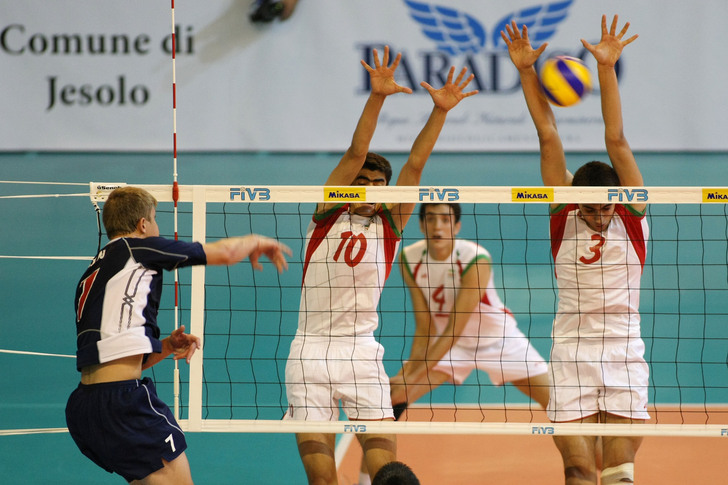iran_volleyball_785405024